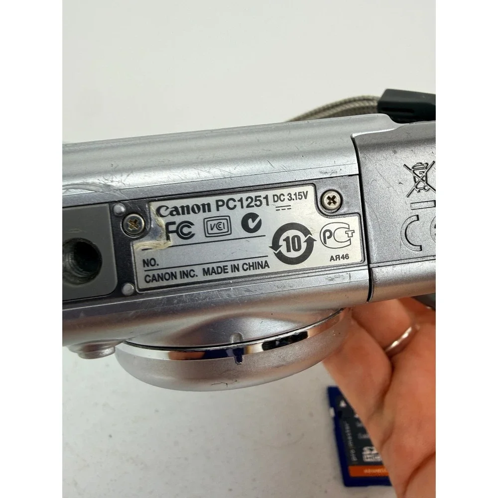 Canon Powershot A720 IS 8.0MP Digital Camera Silver w/ 32gb Card Tested BX